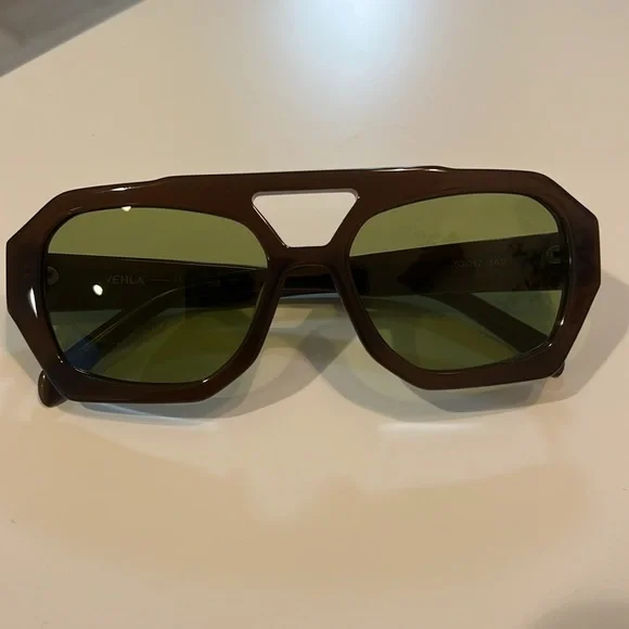 VEHLA River Geometric Sunglasses with box! - Picture 5 of 9